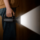 Lanterna-Tatica-Super-Potente-Prova-Dagua-PowerBeam-3
